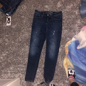 Universal Thread Jeans